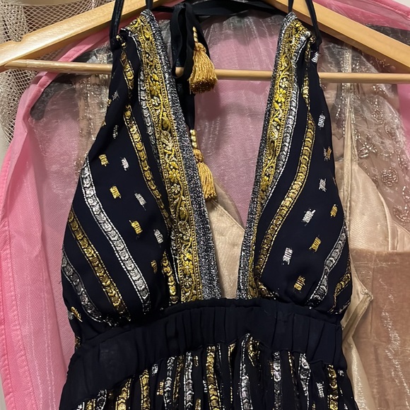 Vanity Fair Dress - Picture 2 of 4